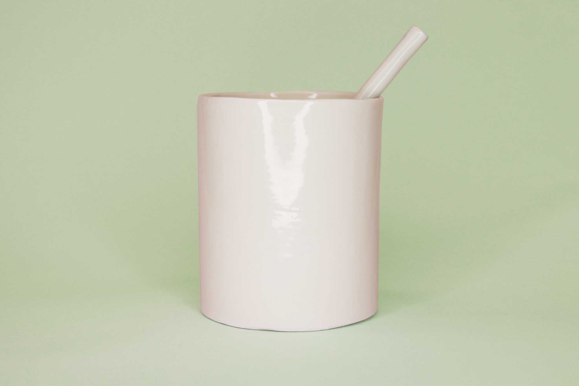 tall cup â€“ white