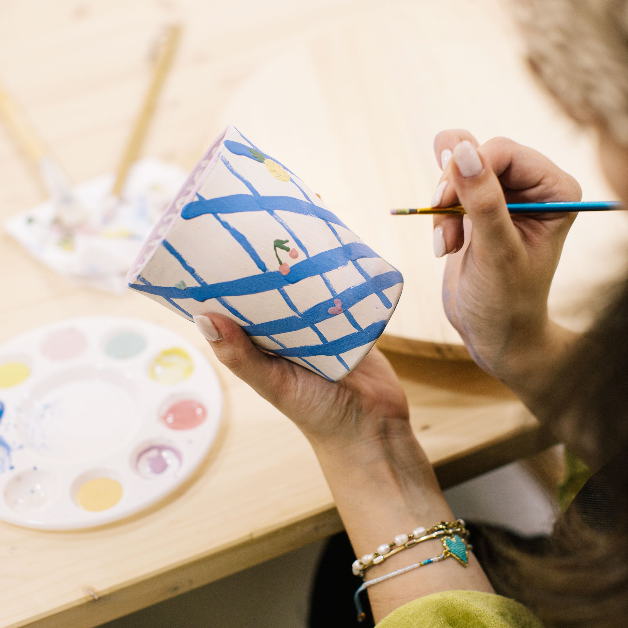 Pottery painting in Zurich